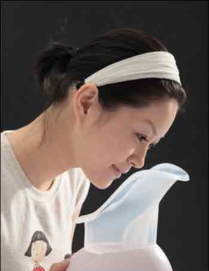 感冒之后,鼻塞、嗓子疼等症状依旧让人受不了。近日,美国“福克斯”新闻网刊文指出,不吃药,利用些自然疗法就可以解决感冒症状。