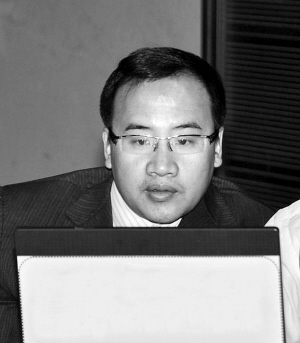 40岁的陈水清因个人涉嫌违法,已被逮捕。