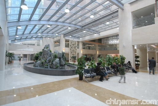 吉大一院网站上公布新建干部病房大楼图片。