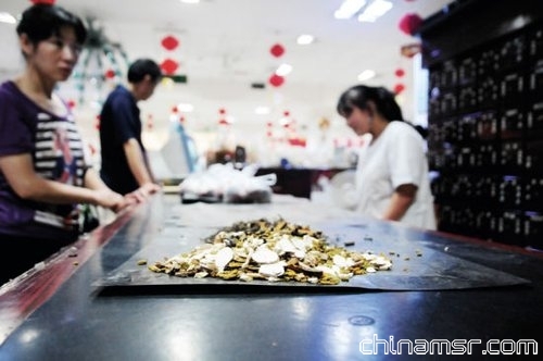 专家称国内中药价高质低因优质药材被提纯出口