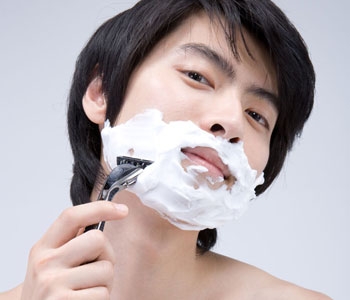 魅力男需掌握剃胡须3大要点