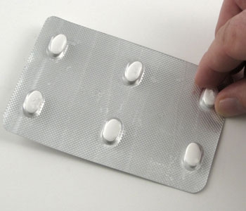 直接抑制生精子的药物