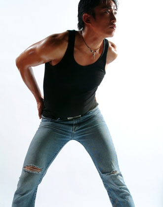 男人常穿牛仔裤 私处很受伤