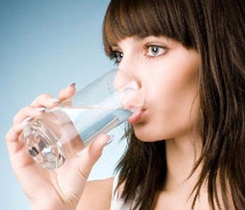 喝水排毒
