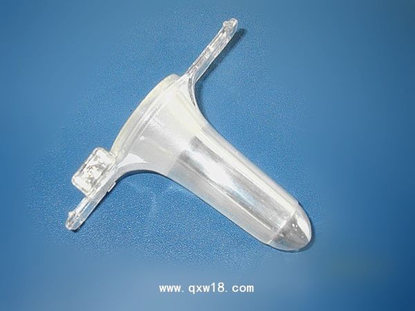 一次性使用脑部手术牵开装置