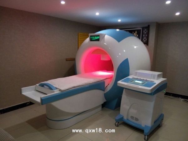 博恩脉冲导融光能波治疗仪